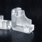 Glass corner Support